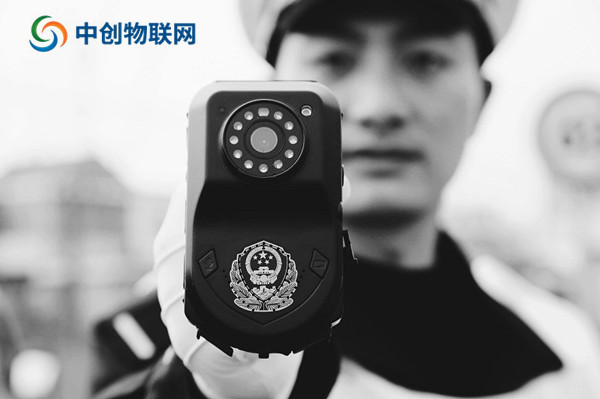 警用4G执法记录仪物联卡管理平台有什么功能？